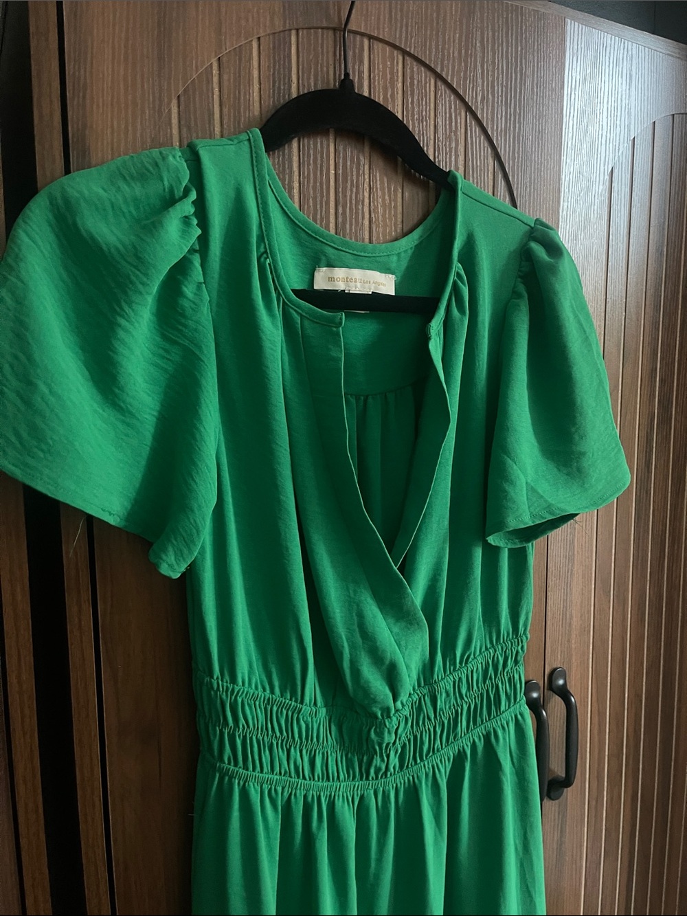 Emerald Green Flutter Sleeve Maxi Dress - Picture 2 of 5